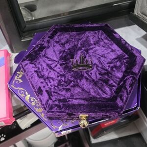 Jeffree Star Blood Lust Eyeshadow Palette